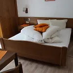 招待所 Zur Einkehr 皮茨河谷圣莱昂哈德