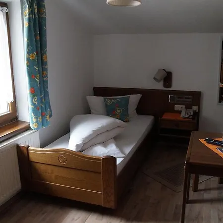 Zur Einkehr بيت ضيافة