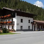 Zur Einkehr 3* 皮茨河谷圣莱昂哈德