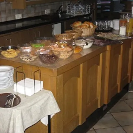 Zur Einkehr Gasthof St. Leonhard im Pitztal